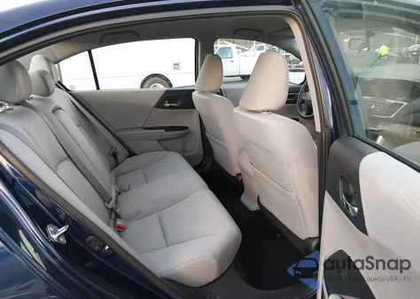 2015 Honda Accord Lx z USA, uszkodzony, nr VIN 1HGCR2F32FA247377